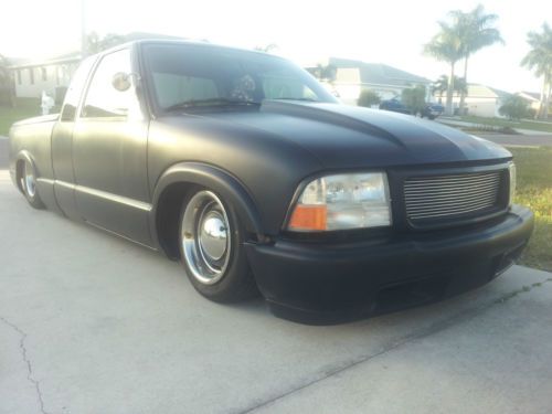 Bagged chevy s10 extended cab