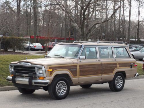 1990 jeep grand wagoneer 4x4 - runs/drives great! - loaded! - nice inside &amp; out!