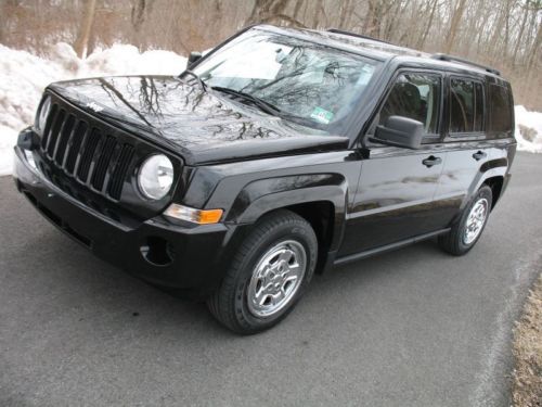 2007 jeep patriot sport 4x4-one owner garage kept-clean history report!!
