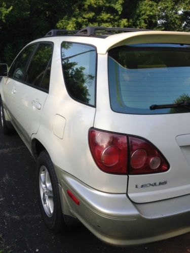2000 lexus rx-300 solid car.  daughter going to college