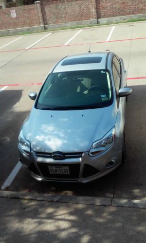 2012 ford focus se - tx salvage title