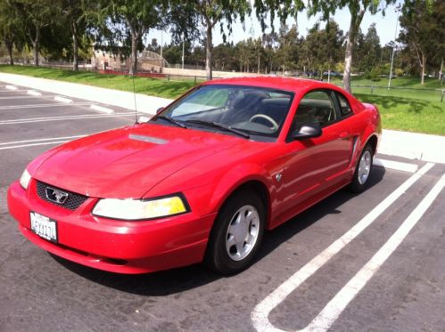 35th anniversary edition 99 red ford mustang