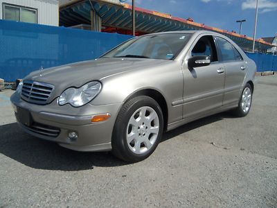 Mercedes c 240 c240 4matic awd  low miles 48,813 miles clean carfax! immaculate