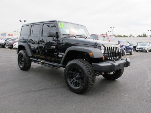 2012 wrangler unlimited 4x4 (low miles)