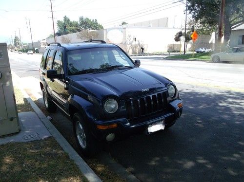 Jeep 2002 jeep liberty suv runs / looks nice / clean 4wd leather fully loaded
