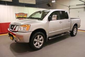 2008 nissan titan le 4x4 crew silver black heated leather 6 cd 20's tow package