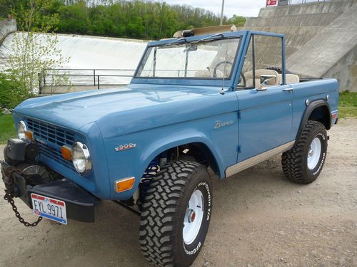 1969 ford bronco 4x4 great condition