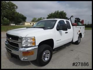 '08 4wd chevy v8 3500hd 8' service body utility bed crane truck 4x4 we finance