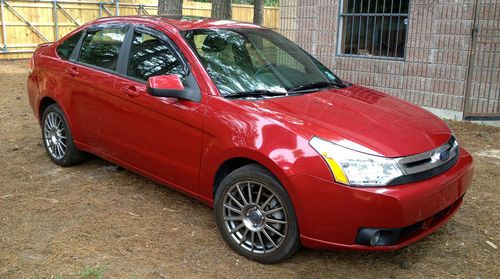 2009 ford focus ses sedan 4-door 2.0l