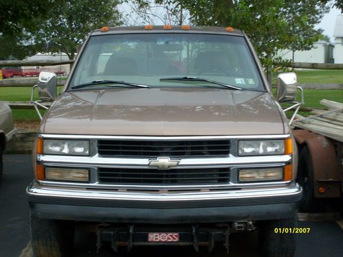 1997 chevy 3500 4x4  454 motor automatic body nice with boss plow needs work