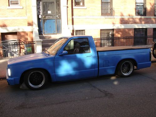 93 chevy s10 air bagged  v6 4.3 5speed 2wd trade