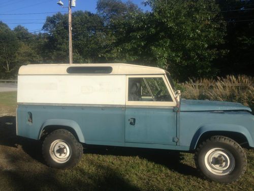 Defender 110. legal and in the united states. ideal project truck