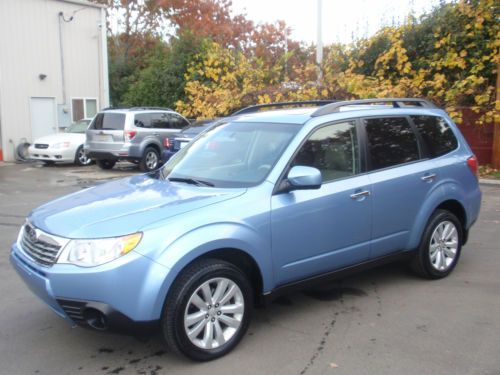 2011 subaru forester premium, sunroof, heated seats, excellent vehicle!! save$$$