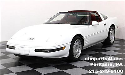 Zr-1 coupe 91 all original one owner white/red super clean example low miles