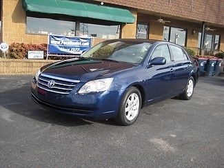 2006 toyota avalon xl  loaded only 88k miles leather