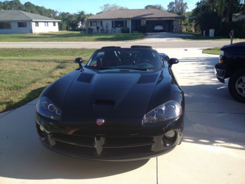 2004 viper, first production year for the mamba edition this car is # 90 of 200