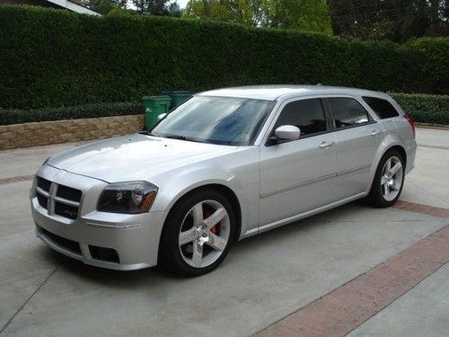 2007 dodge magnum srt8 silver factory warranty very nice