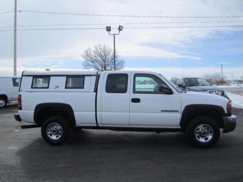 2007 gmc 2500hd extended cab with utility cap