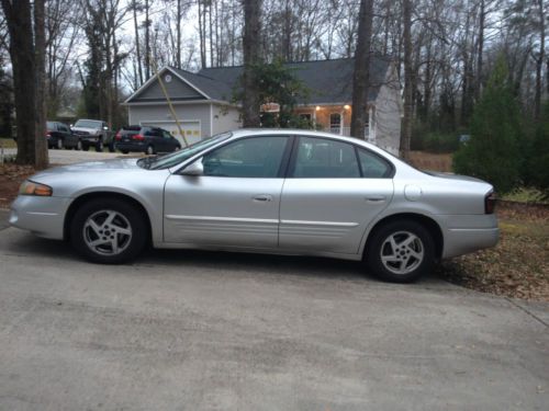 Silver 2003 pontiac bonneville se **new motor!!**