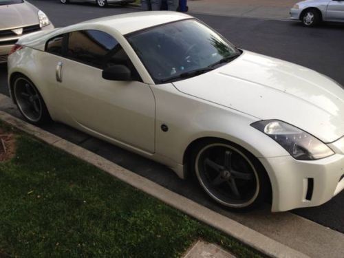 Nissan fairlady 350z 2004 white pearl manual transmission low original miles