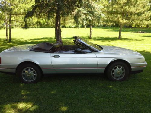 FIRST YEAR 1987 CADILLAC ALLANTE CONVERTIBLE -66,839 MILES, image 2