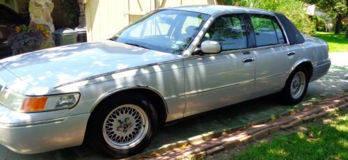 2002 mercury grand marquis ls sedan 4-door 4.6l