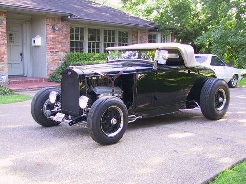 1931 ford roadster on 32 rails