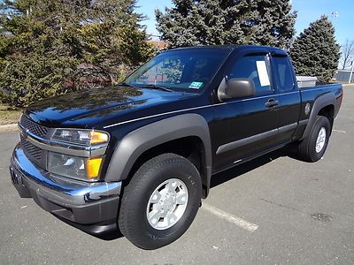Beautiful 2005 chevy colorado black extended cab 4x4 auto 4 cyl no reserve