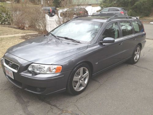 2005 volvo v70 r wagon 4-door 2.5l only 41,000 miles