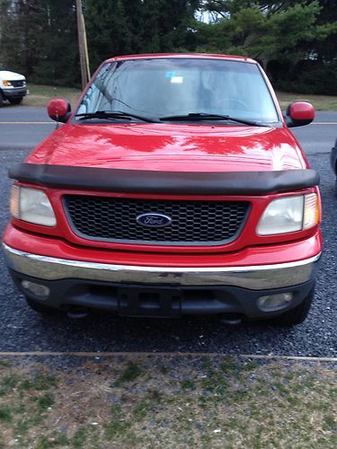 2001 ford f-150 truck 4 x 4 ext cab. flawless condition. 114k miles. clean title