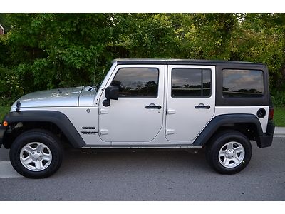 Right hand drive postal mail jeep one-owner clean carfax 4x4  wholesale