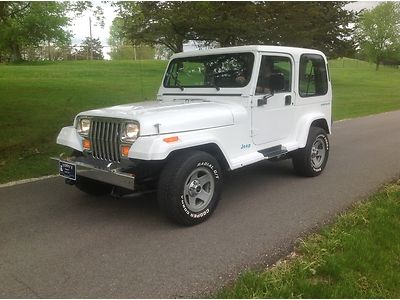 1995 jeep wrangler se hard top working a/c !!!!  6 cyl 4.0lt! 4x4! clean!!