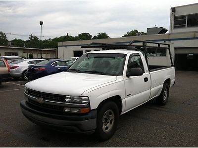 Great 2002 chevy silverado work truck w/ low reserve