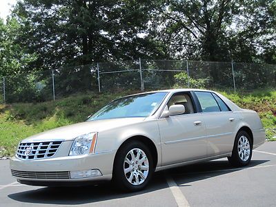 Cadillac dts 2009 fresh local tn trade super clean inside &amp; out low reserve set