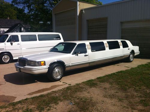 94 lincoln towncar 120" stretch limousine by tiffany