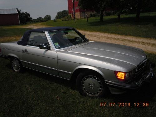 Silver with blue interior, hardtop included