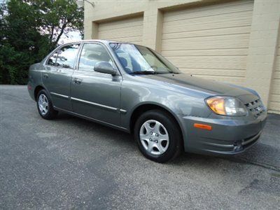 2004 hyundai accent gl/nice!look!affordable!warranty!wow!