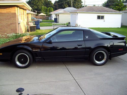 1989 pontiac trans am gta