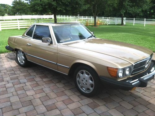 Gorgeous original 1982 mercedes 380sl roadster, cold a/c, runs and looks great!