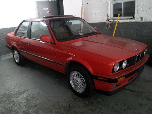 1991 bmw 318is base coupe 2-door 1.8l