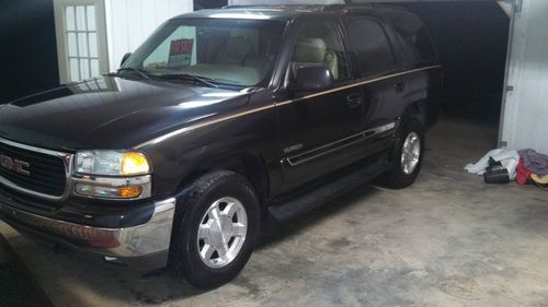 2004 gmc yukon slt grey/charcoal 1 owner