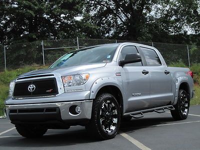 Toyota tundra 2013 xsp-x edition 5.7 v8 4wd crew max like new low reserve set a+