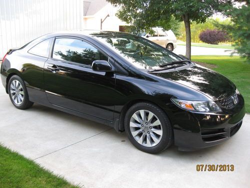 Sell Used 2010 Honda Civic Ex L Coupe 2 Door 1 8l Black In