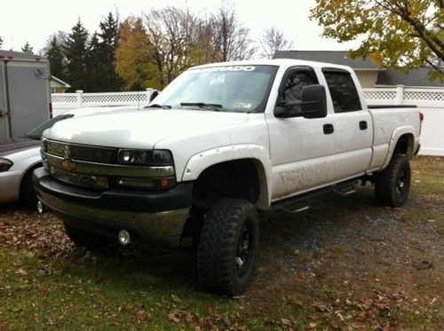 Sell Used 2002 Chevy Silverado 2500 4x4 Lifted Custom In