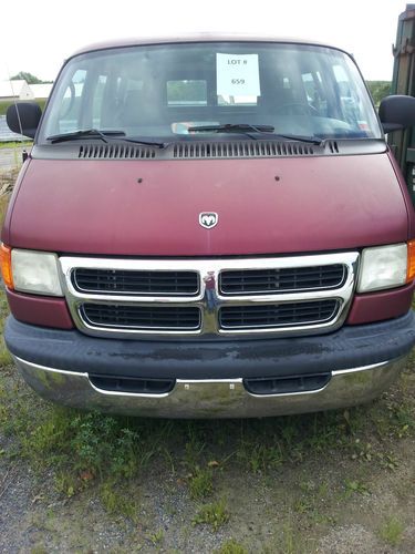 2002 dodge ram wagon 2500 - lot #659