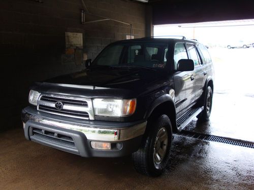 1999 toyota 4runner sr5 sport utility 3.4l 4 wheel drive great condition