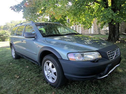 No reserve 2003 volvo xc70 cross country wagon  2.5l awd very clean