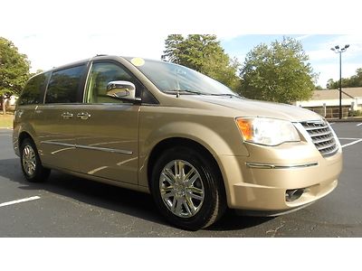 2008 town &amp; country limited, dvd/tv/cd/mp3, back up camera, sunroof, no reserve!