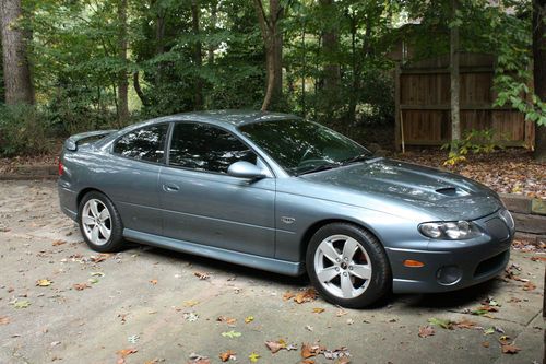 2005 pontiac gto base coupe 2-door 6.0l