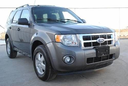 2012 ford escape xlt 4wd damaged salvage only 2k miles good airbags wont last!!!